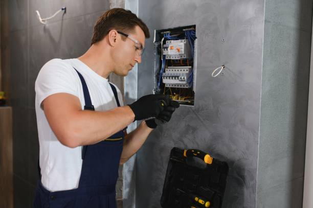 Best Emergency Electrical Repair  in Highland, AR